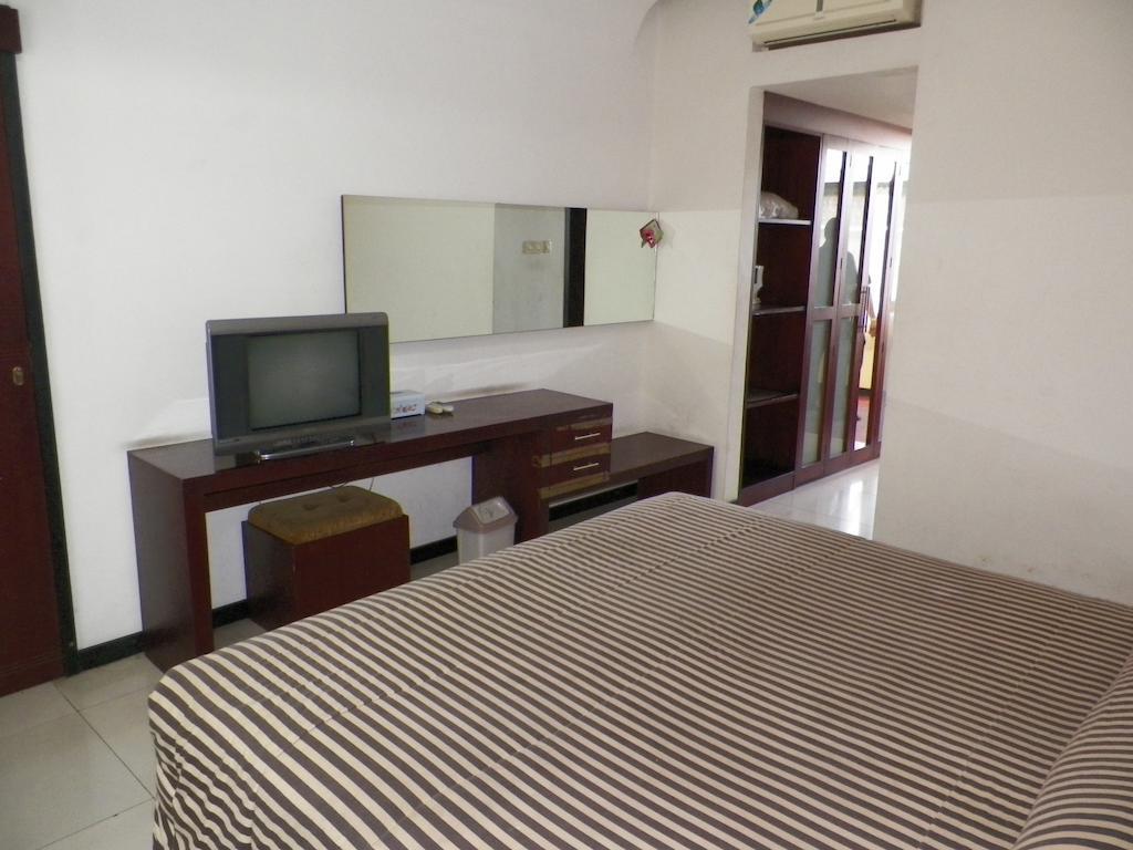 Hotel Istana Bandung Room photo